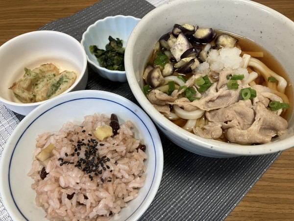 お楽しみ麵の日の写真